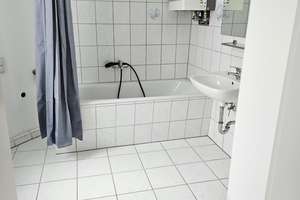2-Zimmer-DG-Wohnung mit Balkon in Hannover - List, ruhige Lage – Die vollständige Adresse der Immobilie erhältst du vom Anbieter., 30161 List, Hannover – Vorschaubild 7