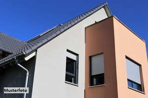 ½ Anteil - Einfamilienhaus in guter Wohnlage