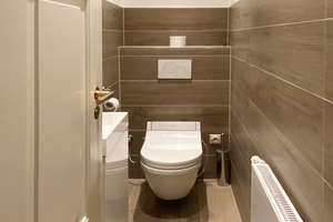 Klassische 4,5-Zimmer-Altbauwohnung mit Balkon – München, Nähe Goetheplatz (U3/U6) – Die vollständige Adresse der Immobilie erhältst du vom Anbieter., 80337 Sankt Paul, München – Vorschaubild 24