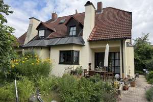 Doppelhaushälfte im Landhausstil, 1 Garage, EBK,  gute Wohnlage, 90768 Fürth-Vach
