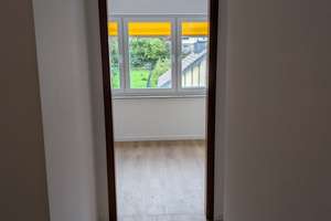 ab sofort: renovierte 2ZKB mit Infrarotheizung und Balkon, optional Stellplatz / Garage – 57074 Siegen, Siegen – Vorschaubild 8