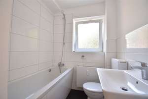 Ideal geschnittene 3-Zimmer-Wohnung mit 2 Balkonen  – Paul-Bonatz-Str. 29, 40595 Garath, Düsseldorf – Vorschaubild 6
