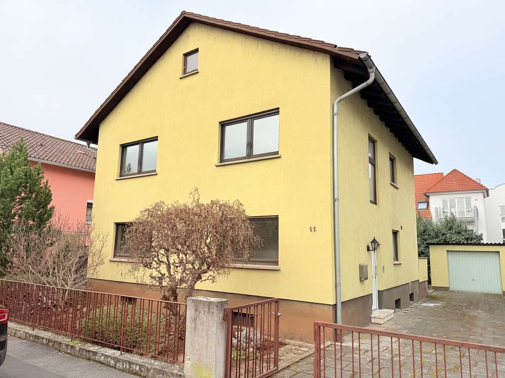 Immobilie in Eppelheim - 1-2 Familienhaus in beliebter Lage von Eppelheim * Erbpacht * - Bild 0