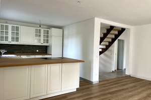 Gepflegtes Einfamilienhaus mit 6 Zimmern, Kamin, Einbauküche, Sauna und Doppelgarage in bester Lage – Kiebitzweg 5, 42111 Uellendahl-Katernberg, Wuppertal – Vorschaubild 9
