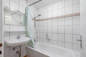 Maxvorstadt - Charmante 2-Zimmer-Wohnung direkt am Josephsplatz – Die vollständige Adresse der Immobilie erhältst du vom Anbieter., 80798 Josephsplatz, München – Vorschaubild 5