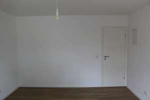 Neu Renovierte 2-Zimmer-Wohnung in Augsburg – Die vollständige Adresse der Immobilie erhältst du vom Anbieter., 86156 Bärenkeller, Augsburg – Vorschaubild 14