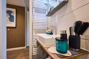 Design-Loft mit Boutique-Hotel-Charakter am Luitpoldpark – kernsaniert, möbliert & sofort bezugsfrei – Die vollständige Adresse der Immobilie erhältst du vom Anbieter., 80796 Am Luitpoldpark, München – Vorschaubild 20
