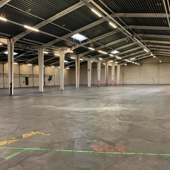 Zentrale Lager- und Bürofläche | Außenfläche vorhanden | gute Lage