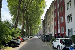 Attraktive 2 Zimmer - Dachgeschosswohnung mit K-D-B in Düsseldorf-Bilk – Färberstraße 114, 40223 Bilk, Düsseldorf – Vorschaubild 2