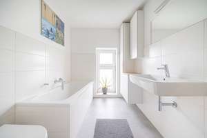 ⭐️ Über den Dächern Berlins - Moderne 4 Zi DG Whg mit gr. Süd-West Terrasse, 2 Bäder, Atrium & Klima – Die vollständige Adresse der Immobilie erhältst du vom Anbieter., 10559 Moabit, Berlin – Vorschaubild 10