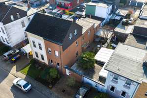 Charmante Doppelhaushälfte mit zwei Wohneinheiten und modernisierter Ausstattung – Die vollständige Adresse der Immobilie erhältst du vom Anbieter., 41065 Hardterbroich-Pesch, Mönchengladbach – Vorschaubild 4