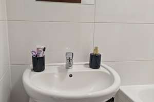 Gemütliche 2-Zimmer-Wohnung in Essen-Frohnhausen – Die vollständige Adresse der Immobilie erhältst du vom Anbieter., 45145 Frohnhausen, Essen – Vorschaubild 5