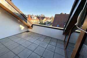Helle 2-Zimmer Dachgeschosswohnung mit Loggia in München-Trudering – Die vollständige Adresse der Immobilie erhältst du vom Anbieter., 81825 Gartenstadt Trudering, München – Vorschaubild 13