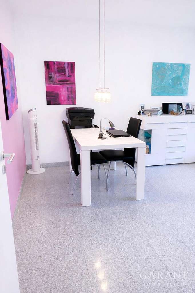 Immobilie in Germering - Attraktive 2 Zimmer-Wohnung auf Erbpacht mit Terrasse und Tiefgaragenstellplatz inklusive - Bild 1