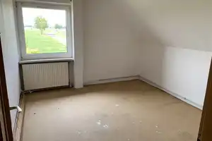 Ruhig gelegene Doppelhaushälfte inmitten von Wiesen und Feldern in Alleinlage – Nienburg (Weser) (Kreis) – Vorschaubild 10