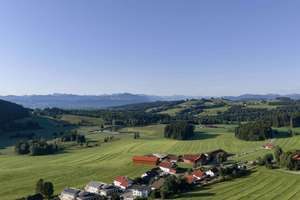AUSSICHTSREICH. REPRÄSENTATIV. NATURNAH. - Ein Zuhause, das Perspektive schafft! – Die vollständige Adresse der Immobilie erhältst du vom Anbieter., 87487 Wiggensbach – Vorschaubild 45