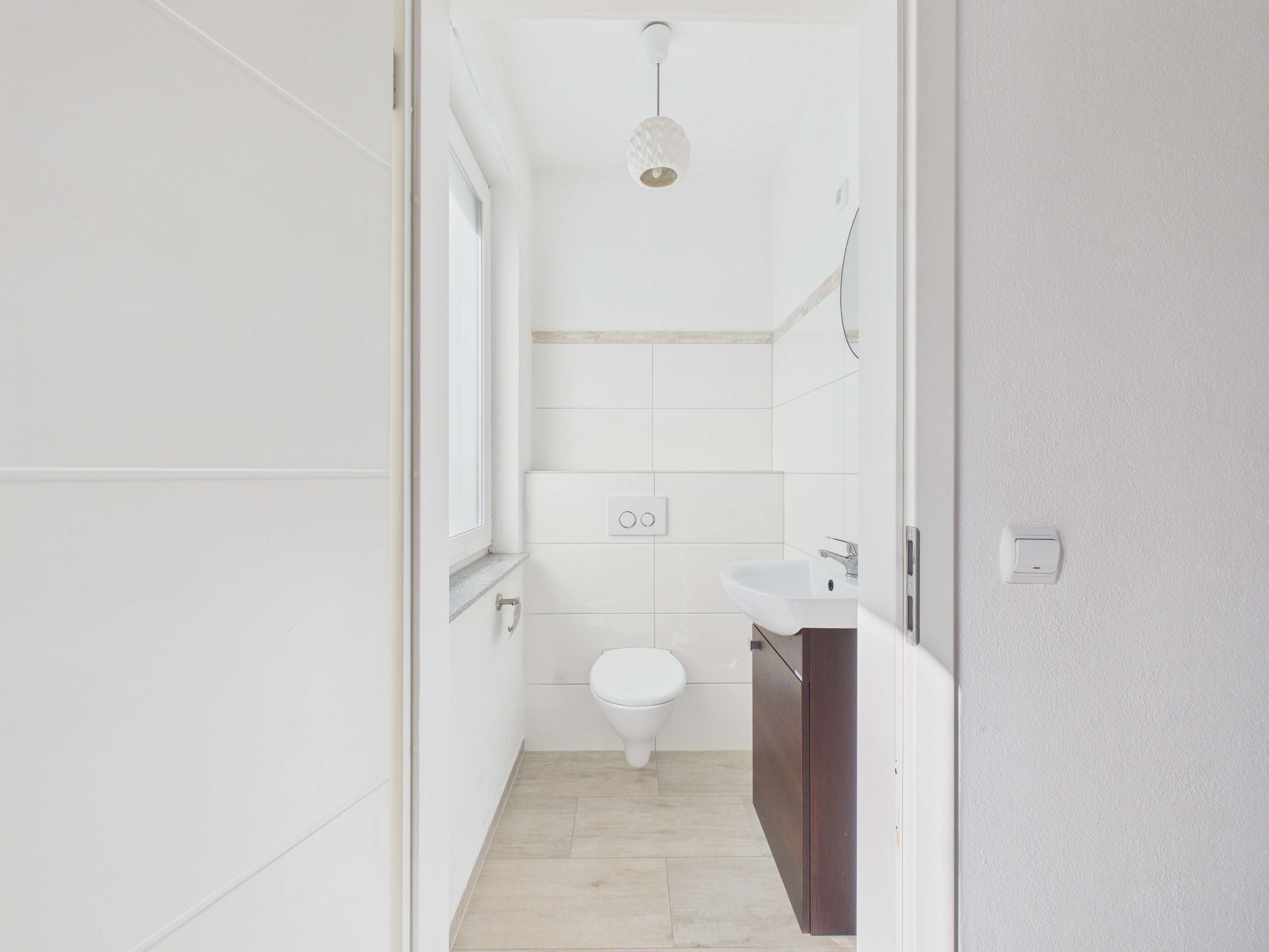 Immobilie in Gerolstein - Jeweils 1 Doppelhaushälfte zu verkaufen. Familienglück gesucht ? Hier sind Sie genau richtg ! - Bild 1