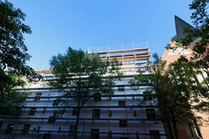 INVESTITION IN DIE ZUKUNFT - GEPFLEGTE & RUHIGE WOHNUNG - MIT SONNIGER LOGGIA & BLICK INS GRÜNE – Heinz-Bartsch-Str. 2 tt, 10407 Prenzlauer Berg, Berlin – Vorschaubild 4