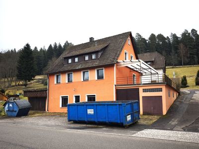 Sanierungsprojekt mit Potenzial:
Raum für Ihre Visionen - Vielseitiges Wohnhaus in Enzklösterle