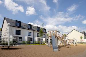 Modernes, bezugsfertiges Reihenmittelhaus in Oranienburg, KfW-55, mit hochwertiger Ausstattung