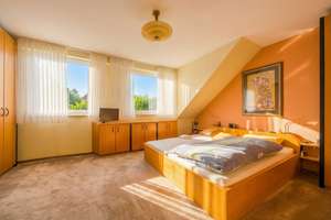 Perfekt für Familien: Reihenendhaus mit Südgarten, 2 GA im ruhigen Umfeld auf Erbpachtgrundstück – Memelstraße 41, 46238 Batenbrock, Bottrop – Vorschaubild 12