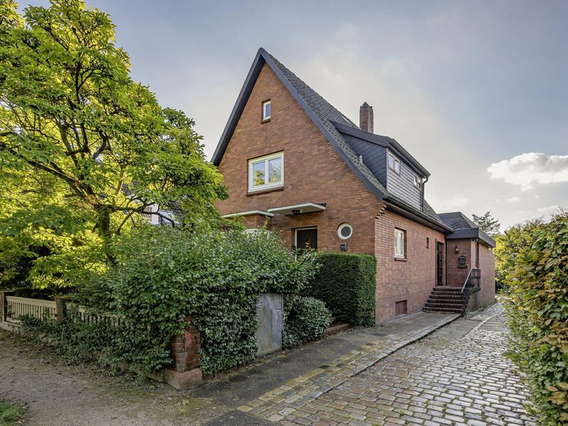 Haus kaufen in Rissen (Hamburg) - ImmoScout24