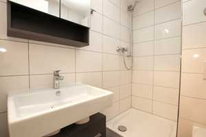 Charmante 1-Zimmer-Dachgeschosswohnung mit Schlafgalerie in Lübeck – Lübeck – Vorschaubild 9