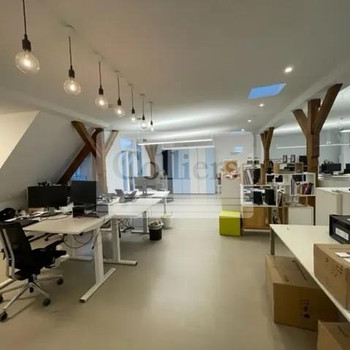 Exklusiver Stadtpalais | Hochwertig saniert | Top ÖPNV Anbindungen