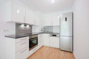 Bezugsfreie, frisch renovierte 3-Zimmer-Wohnung mit Südbalkon nahe Hirschgarten/Friedenheimer Brücke – Die vollständige Adresse der Immobilie erhältst du vom Anbieter., 80687 Friedenheim, München – Vorschaubild 7
