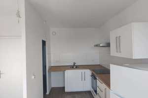 2-Raumwohnung in ruhiger Lage + Laminatboden + Wannenbad + EBK – Am Rosengarten 80c, 6132 Halle (Saale) – Vorschaubild 11