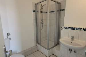 2 Raum -  Dachgeschosswohnung in Sudenburg – Helmstedter Straße 57, 39112 Sudenburg, Magdeburg – Vorschaubild 3