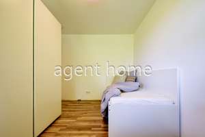 MÖBLIERT - LIVING in Stuttgart Vaihingen Modern renovierte Wohnung mit Balkon und Blick ins Grüne. – Die vollständige Adresse der Immobilie erhältst du vom Anbieter., 70565 Rohr, Stuttgart – Vorschaubild 29