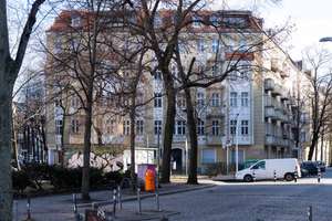 Light-filled south-west facing corner Altbau apartment with balcony in Boxhagener Kiez. – Die vollständige Adresse der Immobilie erhältst du vom Anbieter., 10245 Friedrichshain, Berlin – Vorschaubild 39