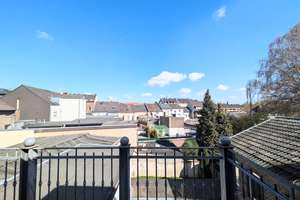 MG-Eicken: Besondere  Wohnung mit Empore und Balkon – Marienkirchstraße 1, 41061 Eicken, Mönchengladbach – Vorschaubild 6