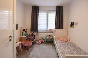 Attraktive 4-Zimmer-Eigentumswohnung mit Garage, großer Terrasse und Gartenzugang in Lierenfeld – 40231 Eller, Düsseldorf – Vorschaubild 5