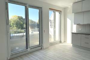 Licht, Luft & Freiheit: 3 Zimmer mit 2 Terrassen! – Grünauer Straße 28, 12524 Altglienicke, Berlin – Vorschaubild 4