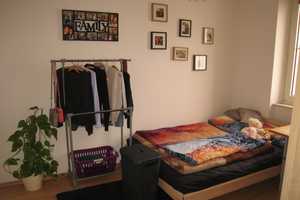 2 Zi-Wohnung in der Südstadt mit kleinem Balkon – Körnerstr. 52, 90459 Nürnberg – Vorschaubild 2