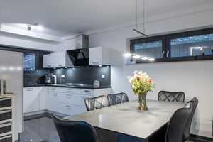 Schönes 4-Zimmer-Einfamilienhaus in Wuppertal mit perfekter Aussicht, Terrasse, Garage & Stellplatz – Wuppertal – Vorschaubild 6