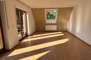 4-Zimmer-Dachgeschoss-Wohnung mit herrlichem Ausblick in Zell a. H./Unterharmersbach – Die vollständige Adresse der Immobilie erhältst du vom Anbieter., 77736 Zell am Harmersbach – Vorschaubild 8