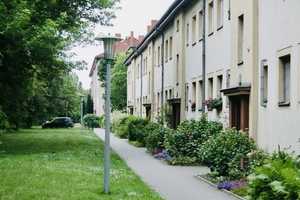 Charmante 2-Zimmer-Wohnung mit Originaldielen – frisch renoviert und bezugsfrei – Winfriedstraße 36, 14169 Berlin – Vorschaubild 9