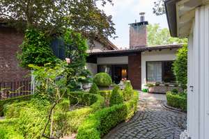 Villa mit zwei Wohneinheiten in Toplage: Haus mit Potenzial zur individuellen Verwirklichung – Die vollständige Adresse der Immobilie erhältst du vom Anbieter., 55124 Gonsenheim, Mainz – Vorschaubild 7