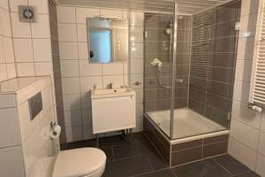 EFH mit ausgebauter Nutzfläche im Souterrain und 2 Garagen – Die vollständige Adresse der Immobilie erhältst du vom Anbieter., 47803 Inrath/Kliedbruch, Krefeld – Vorschaubild 10