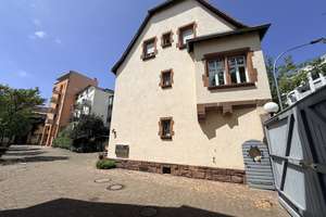 Altbauflair im Denkmal – gepflegte 2-Zimmer-Wohnung in Freiburg – 79106 Altstadt-Mitte, Freiburg im Breisgau – Vorschaubild 3