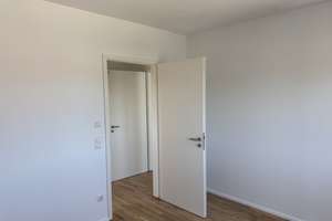 Erstbezug | 3-Zimmer über den Dächern | Einbauküche | Balkon | Einzelgarage | KFW55 | ER-Zentrum – Anton-Bruckner-Straße 8, 91052 Röthelheim, Erlangen – Vorschaubild 22