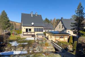 Gepflegtes Familienhaus mit Garten, Kamin & Solar in ruhiger Wohnlage – Die vollständige Adresse der Immobilie erhältst du vom Anbieter., 9465 Sehmatal – Vorschaubild 1