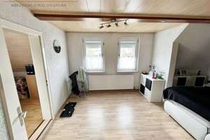 Großzügiges Wohnhaus mit vielseitigen Nutzungsmöglichkeiten und großem Grundstück – Die vollständige Adresse der Immobilie erhältst du vom Anbieter., 91207 Lauf an der Pegnitz – Vorschaubild 23