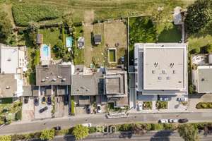 EXKLUSIVE NEUBAU-LUXUSVILLA AM FELDRAND - Einzigartige Lage zwischen Feldern und Main – Die vollständige Adresse der Immobilie erhältst du vom Anbieter., 63477 Maintal – Vorschaubild 3