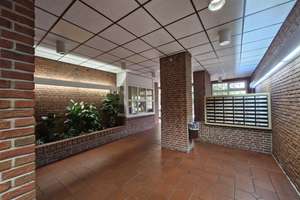 Neuwiederstraße | Gemütliche 2-Zimmer-Wohnung mit Tiefgaragenstellplatz in gepflegter Wohnanlage – Neuwiederstraße 5, 28325 Tenever, Bremen – Vorschaubild 2