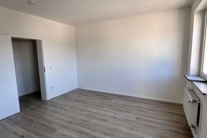 Nähe Allee-Center Essen. Schöne, renovierte und lichtdurchflutete 3-Zimmer Wohnung. – Altenessener Str.  449, 45329 Altenessen-Nord, Essen – Vorschaubild 4