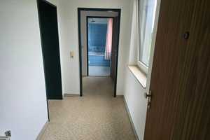 NUR WBS - 1 Zimmerwohnung für Personen ab 60 Jahre in Solingen-Wald! – Wiedenhofer Straße  10 - 22, 42719 Solingen – Vorschaubild 3